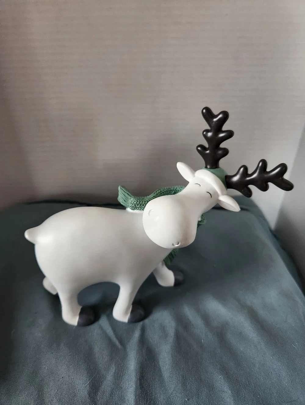 Cute Reisin Moose